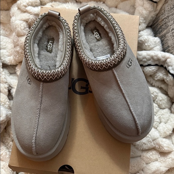 UGG Tazz II in Rich Brown - Picture 2 of 6